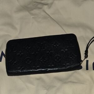 Louis Vuitton leather Wallet